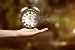 مَنْ أَعْظَمَ الزَّمانَ أَهانَهُ
