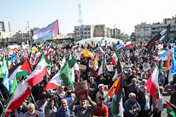 Tehranda “Bəşarti Nəsr” yürüşü