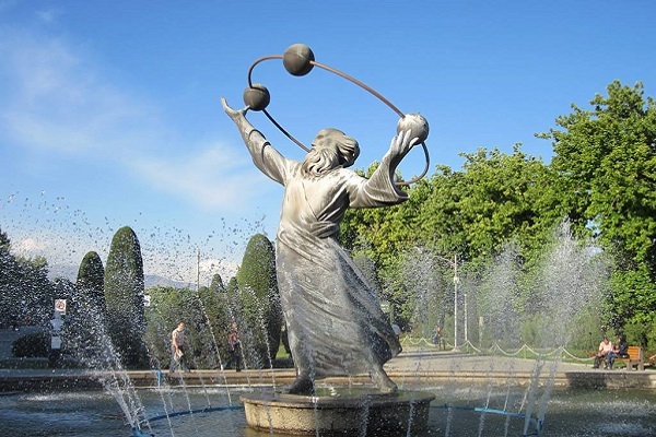 A statue of al-Biruni at Tehran's Laleh Park