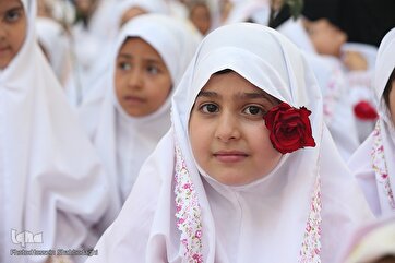 In Pictures: Takleef Celebration for Girls in Qom