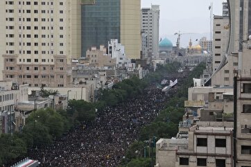 Martyred President’s Body Arrives in Mashhad