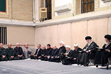 Leader Hosts Memorial Ceremony for Pres. Raisi and his entourage