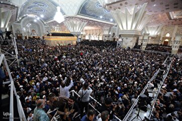In Pictures: Thousands Mark 35th Demise Anniversary of Imam Khomeini
