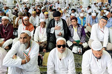 Congregational Prayers at Prophet’s Mosque