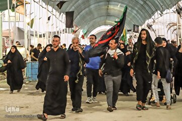 Photo Gallery: Arbaeen Pilgrims Pass Through Chazabeh Bodrder