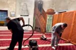 Former Germany International Mesut Ozil Dusts Istanbul Mosque