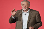 Jeremy Corbyn atacado por partidarios del régimen israelí en Londres