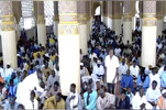 Senegal: recitación del Corán en la gran mezquita de Touba