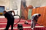 Türkiye: El exfutbolista alemán Mesut Ozil desempolva una mezquita en Estambul