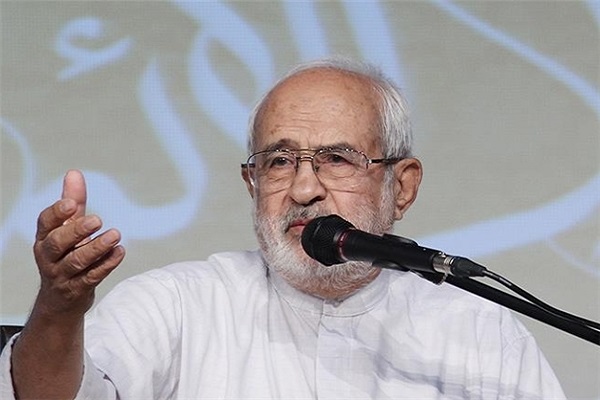 دغدغه‌‌‌مندی برای همه‌گیر شدن فهم قرآن/ نجات‌‌یافته تفسیر سوره قاف + عکس