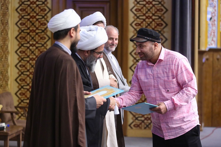 حفظ قرآن با نوار ذهن را تنبل میکند/ بازنگری در روش اجرای برنامههای قرآنی حفظ قرآن با نوار ذهن را تنبل میکند/ بازنگری در روش اجرای برنامههای قرآنی