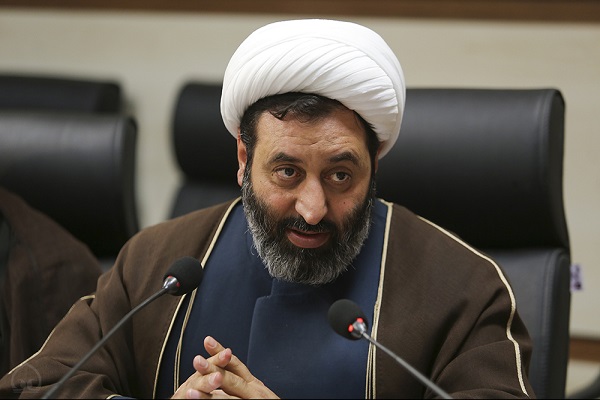 امام جماعات تحت سطله هیئت امنای مساجد قرار گرفتند/ ضرورت تشکیل مرکز رسیدگی به امور مساجد در قم