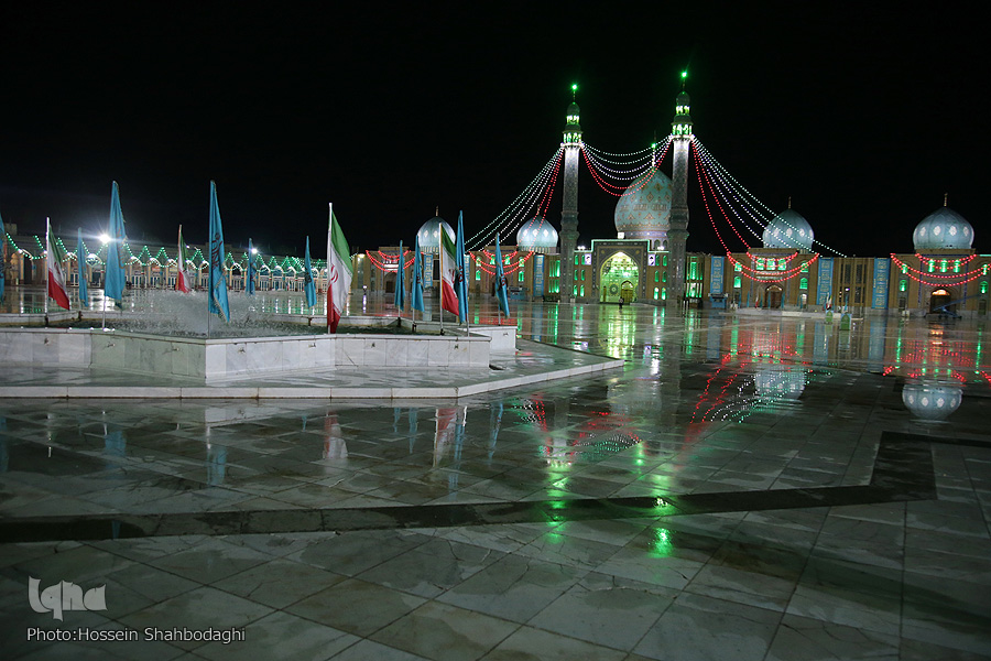 Qom: Jamkaran Mosque being decorated for 15th Sha’aban Eid