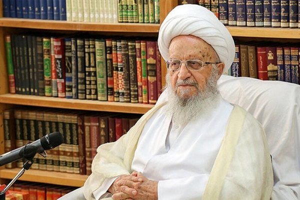 هرگونه خدمت به قم خدمت به امام زمان(ع) و تشیع است