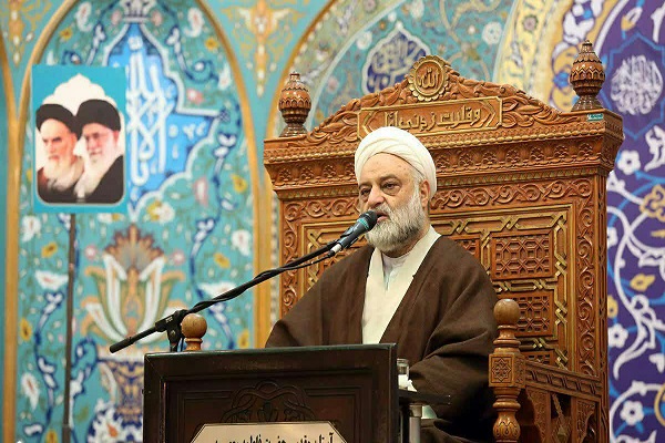 پناه بردن به اهل بیت(ع) تنها راه نجات بشریت از ضلالت و هلاکت است