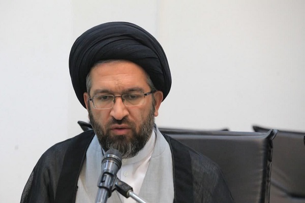 سیداحمد مشرف، مدیر مرکز قرآن و حدیث حرم کریمه اهل بیت