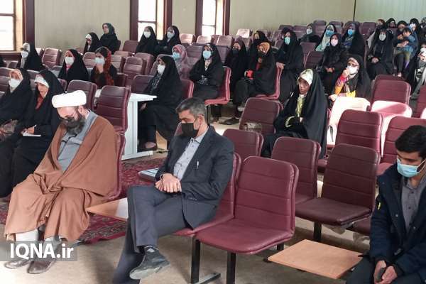 جشن میلاد «بانوی آب و آئینه» در کرج برگزار شد + عکس