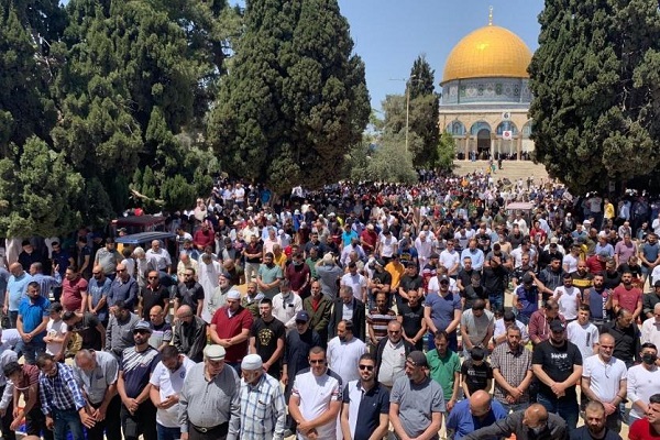 اقامه نماز جمعه در مسجدالاقصی با حضور ده‌ها هزار فلسطینی + فیلم