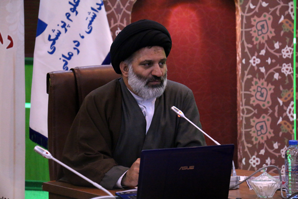 حجت‌الاسلام والمسلمین سیدمحمد طاهری، مسئول نهاد رهبری در دانشگاه علوم پزشکی قم