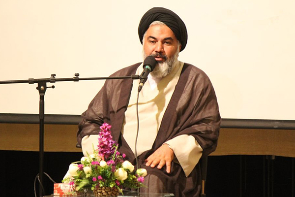 اساس تربیت فرزند تکریم شخصیت او است/ابراز احساسات والدین به فرزندان