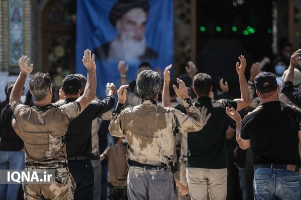 رستاخیز عاشورایی لر زبان&zwnj;های قم/ با همین لباس خاکی نذر حسین هستیم