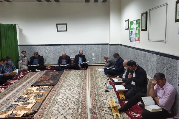 برگزاری جزءخوانی قرآن در دانشکده علوم پزشکی سراب