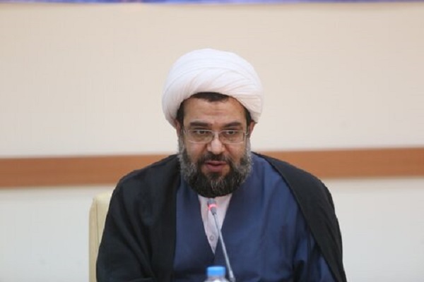 حجت&zwnj;الاسلام و المسلمین مهدی احمدی، معاون فرهنگی و تبلیغی آستان مقدس حرم مطهر بانوی کرامت