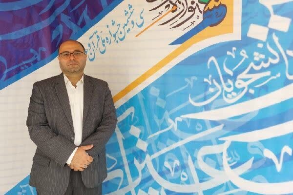 احسان خامنوی خیابانی، رئیس اداره فعالیت‌های دینی، قرآنی و انقلابی وزارت علوم تحقیقات و فناوری