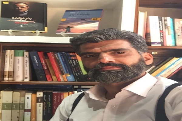 محمدجواد شکارچی، ناشر و کتابفروش قمی