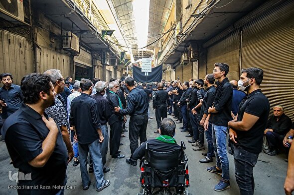 فیلم | ظهر عاشورای حسینی در بازار تهران