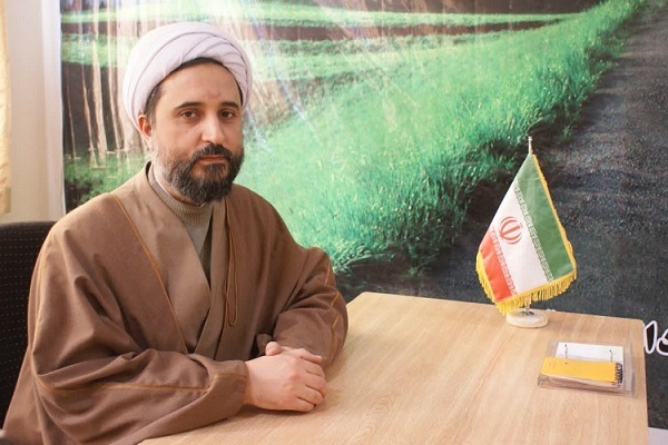 حجتالاسلام والمسلمین محمدرضا کریمیوالا، معاون فرهنگی دانشگاه قم حجتالاسلام والمسلمین محمدرضا کریمیوالا، معاون فرهنگی دانشگاه قم