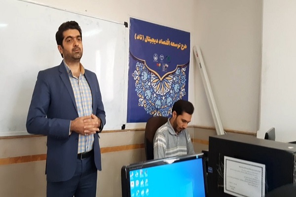 یاسر شریفی، مدیر مرکز نوآوری شتابدهی جهاد دانشگاهی استان