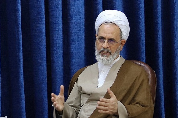 آیت‌الله اعرافی، مدیر حوزه‌های علمیه