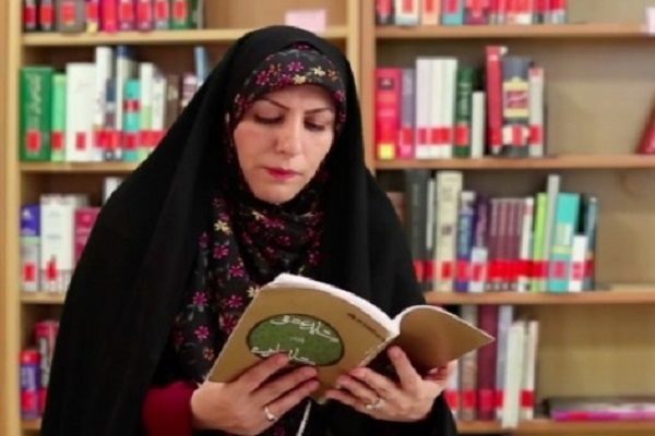 مرضیه نفری نویسنده و کتابدار