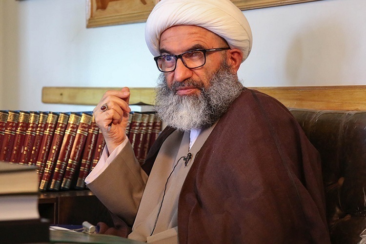 چرا ملائکه به آدم سجده کردند؟ + صوت