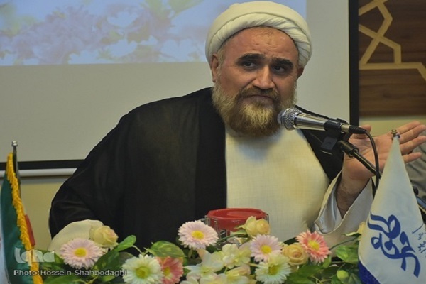 حجت‌الاسلام والمسلمین محسن مهاجرنیا، استاد حوزه و دانشگاه