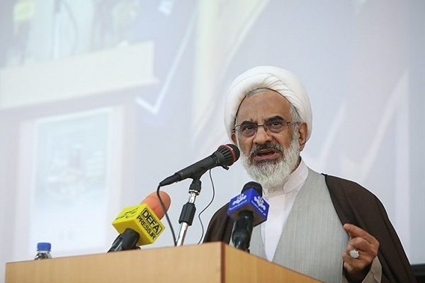 حجت‌الاسلام والمسلمین عبداله حاجی‌صادقی، نماینده ولی فقیه در سپاه پاسداران انقلاب اسلامی