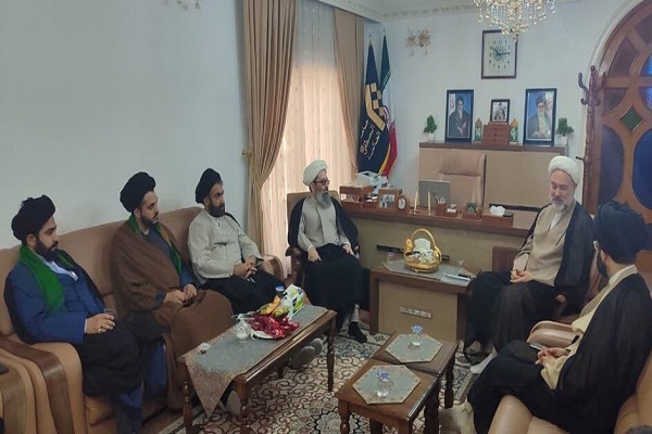 امیدواریم نسل جدید طلاب حوزه مسلط به زبان خارجی باشند + عکس