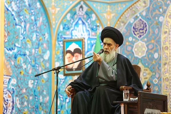 حجت‌الاسلام‌والمسلمین سیدحسین مومنی، سخنران حرم بانوی کرامت