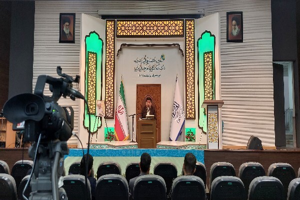 مسابقات قرآن داشگاه علوم و معارف قرآن کریم مسابقات قرآن داشگاه علوم و معارف قرآن کریم