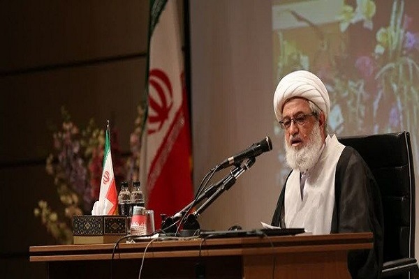 حجتالاسلام والمسلمین محمدرضا عابدینی، استاد حوزه علمیه و استاد تفسیر قرآن کریم حجتالاسلام والمسلمین محمدرضا عابدینی، استاد حوزه علمیه و استاد تفسیر قرآن کریم