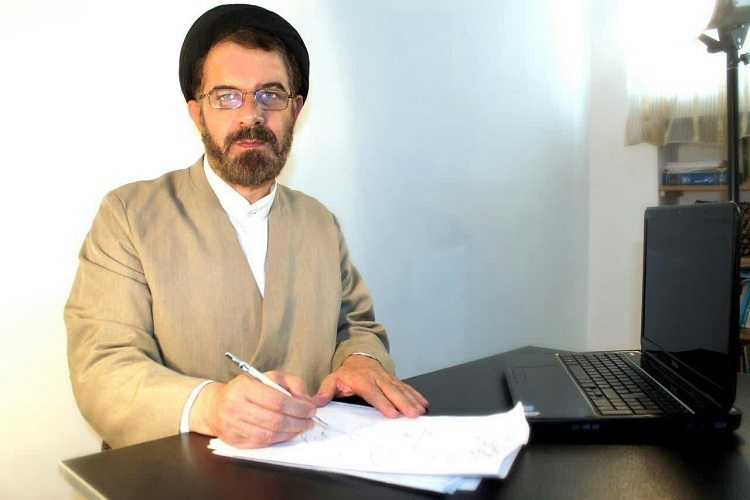 حجتالاسلام والمسلمین سیدعلیاکبر حسینی، عضو هیئت علمی پژوهشکده فرهنگ و معارف قرآن حجتالاسلام والمسلمین سیدعلیاکبر حسینی، عضو هیئت علمی پژوهشکده فرهنگ و معارف قرآن