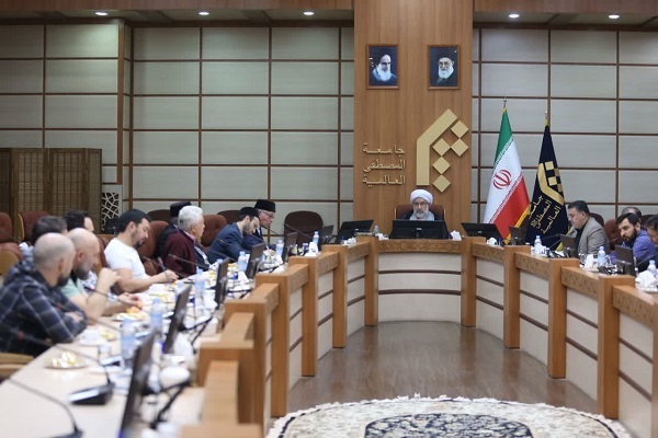 انقلاب اسلامی هیچ تفاوتی میان امت اسلام اعم از شیعه و سنی قائل نیست