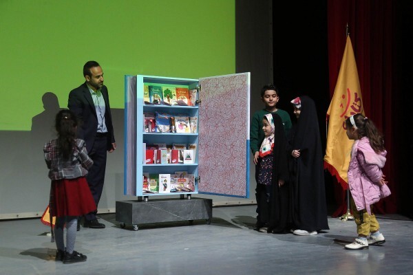 ۴۲ عنوان کتاب کودک در قم رونمایی شد ۴۲ عنوان کتاب کودک در قم رونمایی شد
