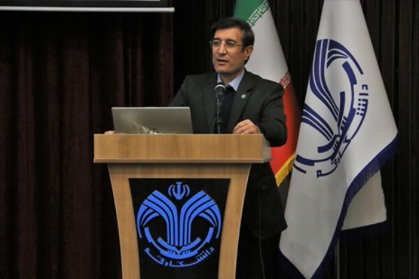 قرار گرفتن مرکز هدایت شغلی دانشگاه قم در لیست سه دانشگاه برتر کشور