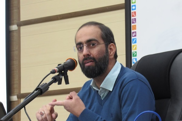 محمدتقی آقایی، استادیار دانشگاه شهید محلاتی محمدتقی آقایی، استادیار دانشگاه شهید محلاتی