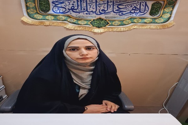 نرگس رضایی، مدیر خانه قرآنی بیت الزهرا(س)
