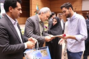 ۹۰ معلم نمونه کرمانی معرفی و تجلیل شدند