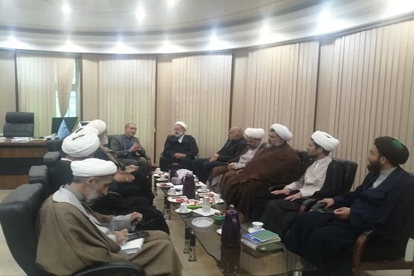 نشست معاونت اجتماعی دادگستری قم با مسئولین نهاد رهبری در دانشگاه‌ها برگزار شد