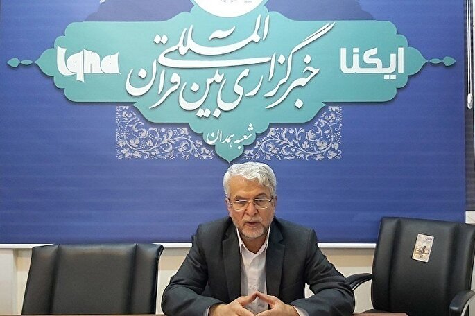 شادی‌پیمایی ۱۵۰۰ پوینده قرآنی به‌مناسبت عید غدیر در همدان